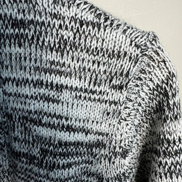 Poof Women's Black + White Open Front Long Sleeve Cardigan Sweater Size Large - Picture 4 of 12